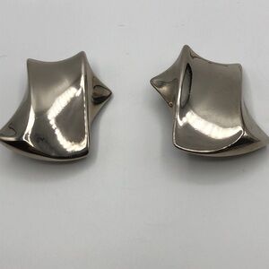 VTG Abstract In “X” shape Clip on Earrings Ervin Pearl P.E.P. Line